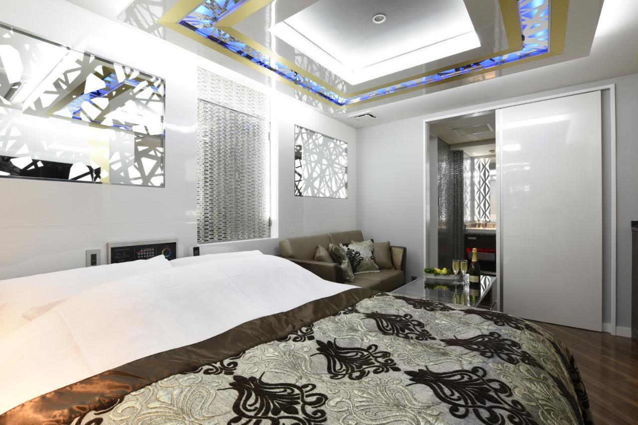 Hotel W-Party-W Group Hotels And Resorts- คาวากุจิ ภายนอก รูปภาพ